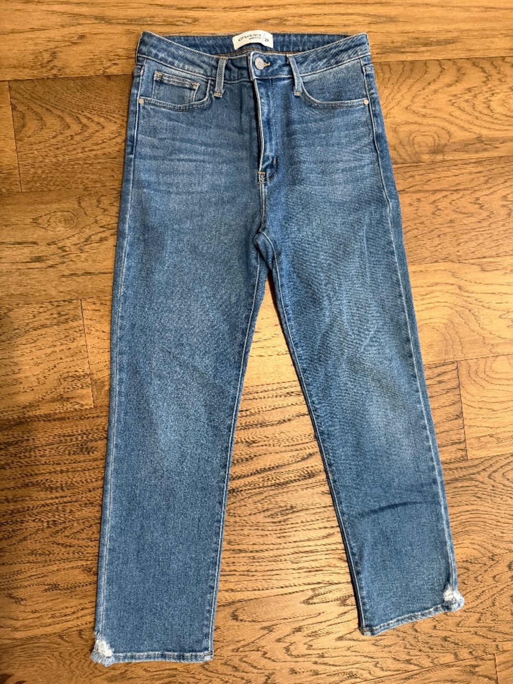 Just black denim straight leg cropped jeans size 29